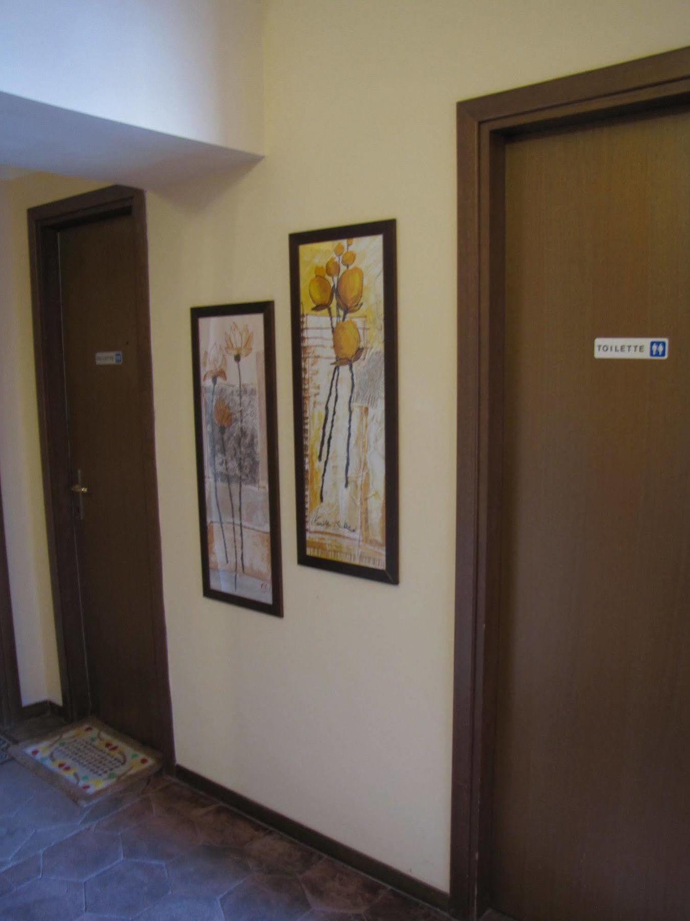 Holiday Sunny Roma B&B Exteriör bild